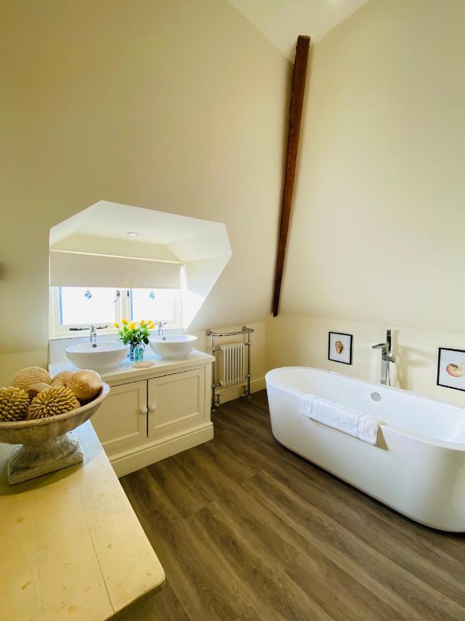 Little Campden House Villa ชิปปิงแคมป์เดน ภายนอก รูปภาพ